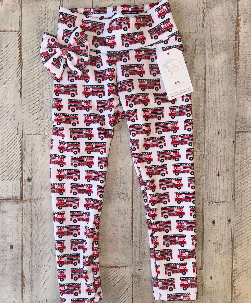 RTS Size 4T - Fire Truck Leggings & Bow