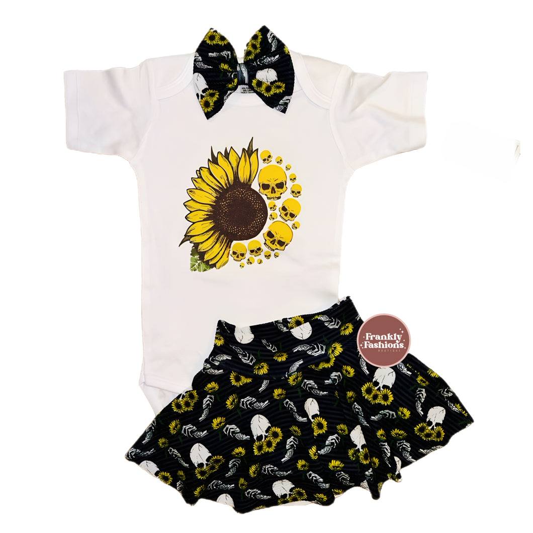 RTS 18/24M Sunflower Skulls Skirted Bummies Set