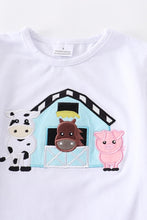 Load image into Gallery viewer, Farm Animals Embroidered Shorts Set
